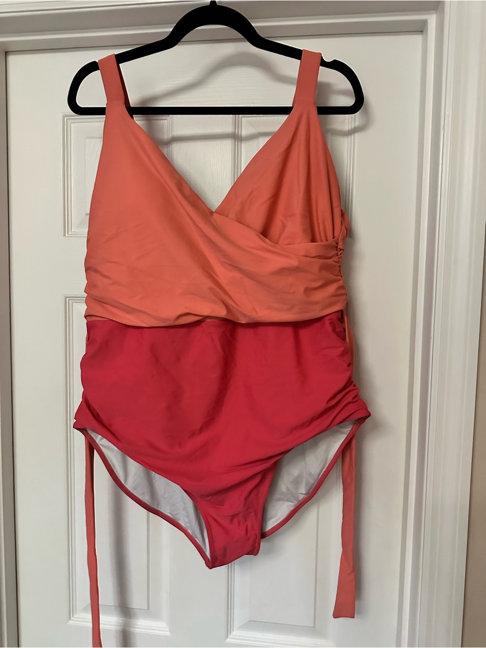Women's Colorblock One-Piece Swimsuit in Coral and Red